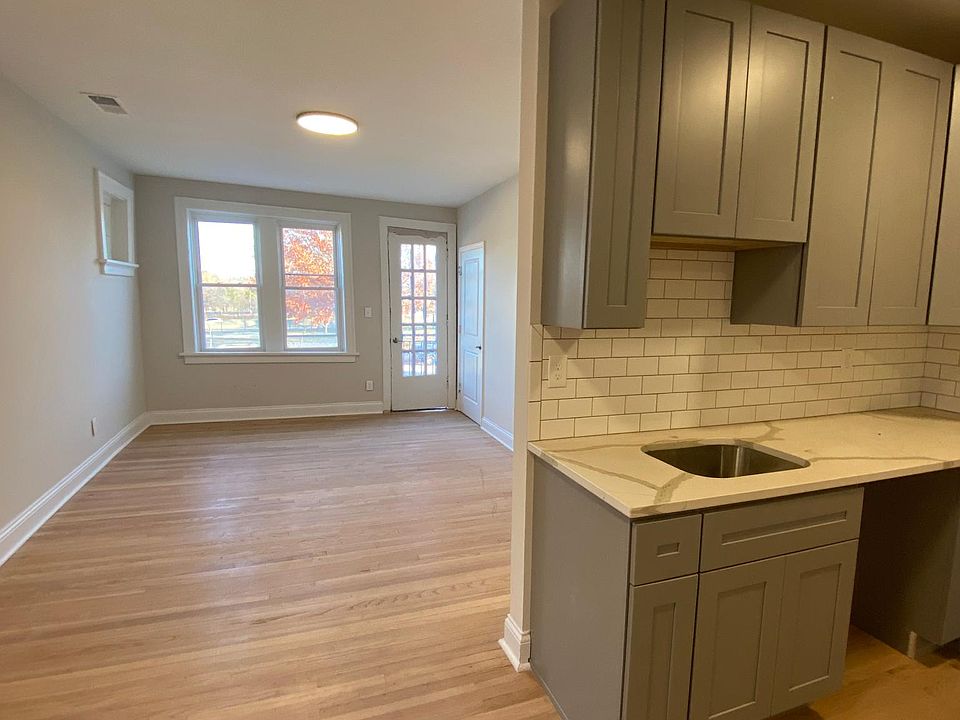 1st image of 6316 Oakland Ave #4