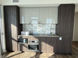 8 Interchange Way #5112, Vaughan, ON L4K 5C3