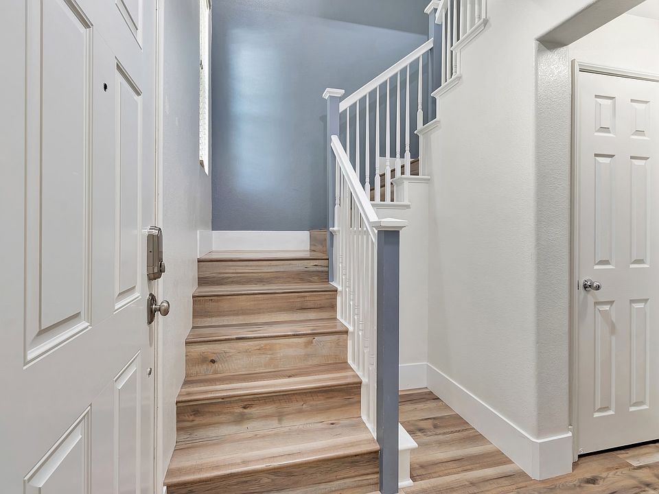 1st image of 2822 Escala Cir