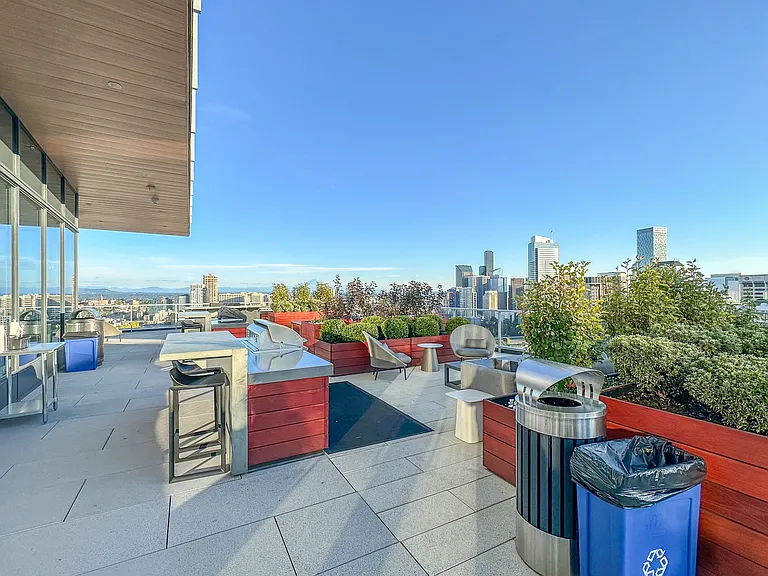 1808 Minor Ave #1409 — Photo 21