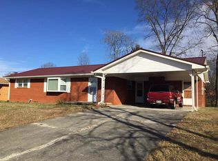 761 Spruce St, Morristown, TN 37813