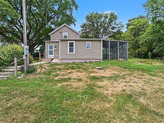 3rd image of 2559 260th St