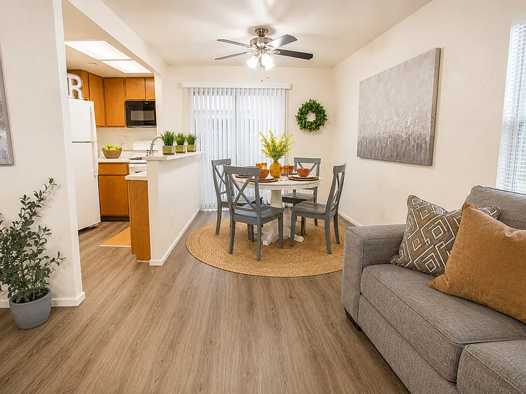 Grouse Run Apartments — Photo 60