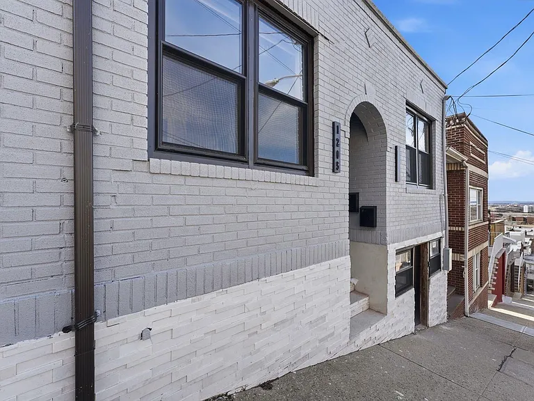 1205 Hillside Pl #2 — Photo 14