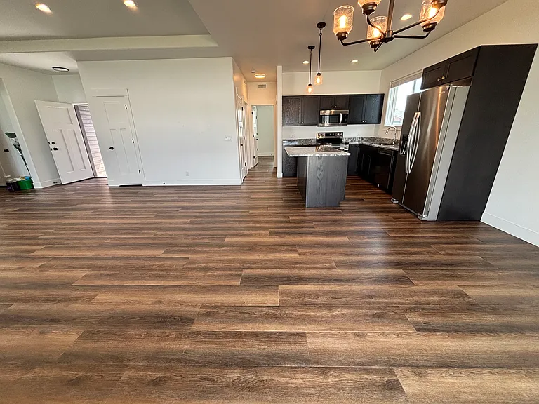 1417 Meadow Ln — Photo 9
