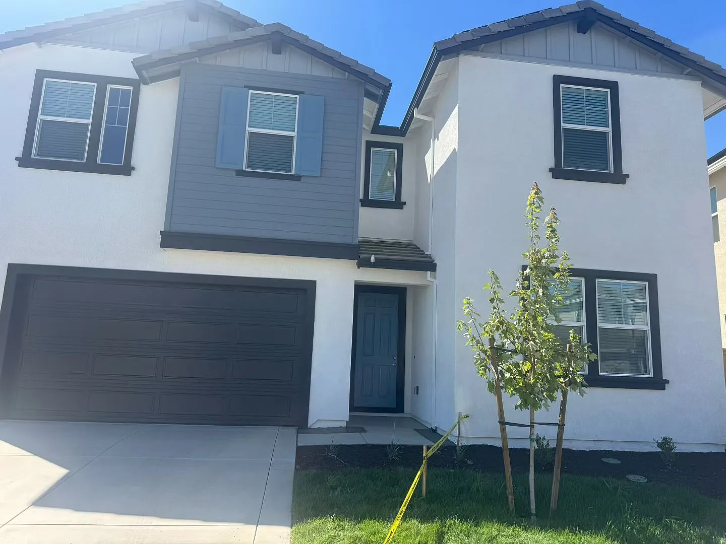 5 bed, 2793 sqft, $3,800 — Photo 1