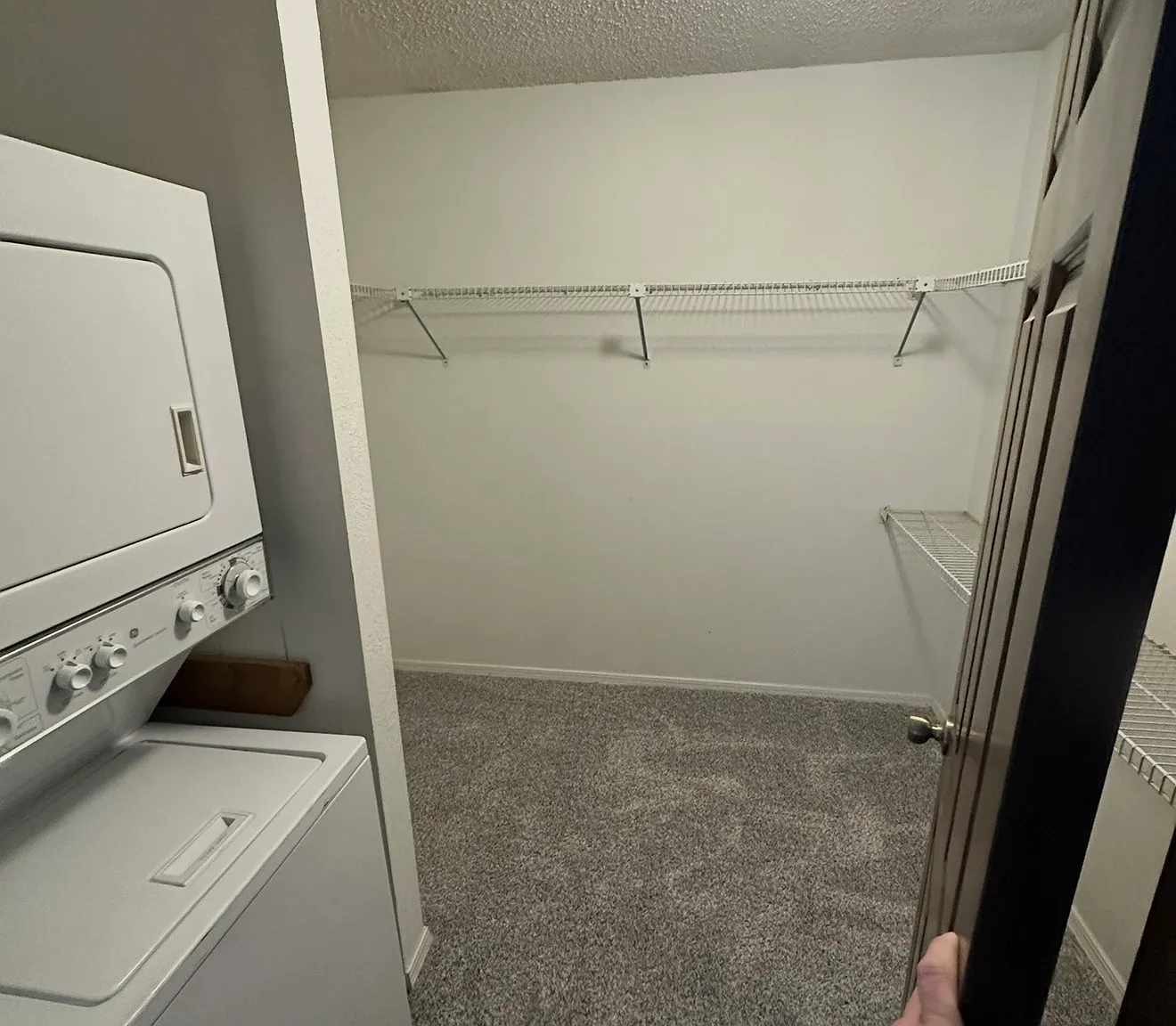 1 bed, 883 sqft, $950 — Photo 3