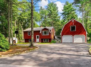 2 Watson Dr, Richmond, RI 02832