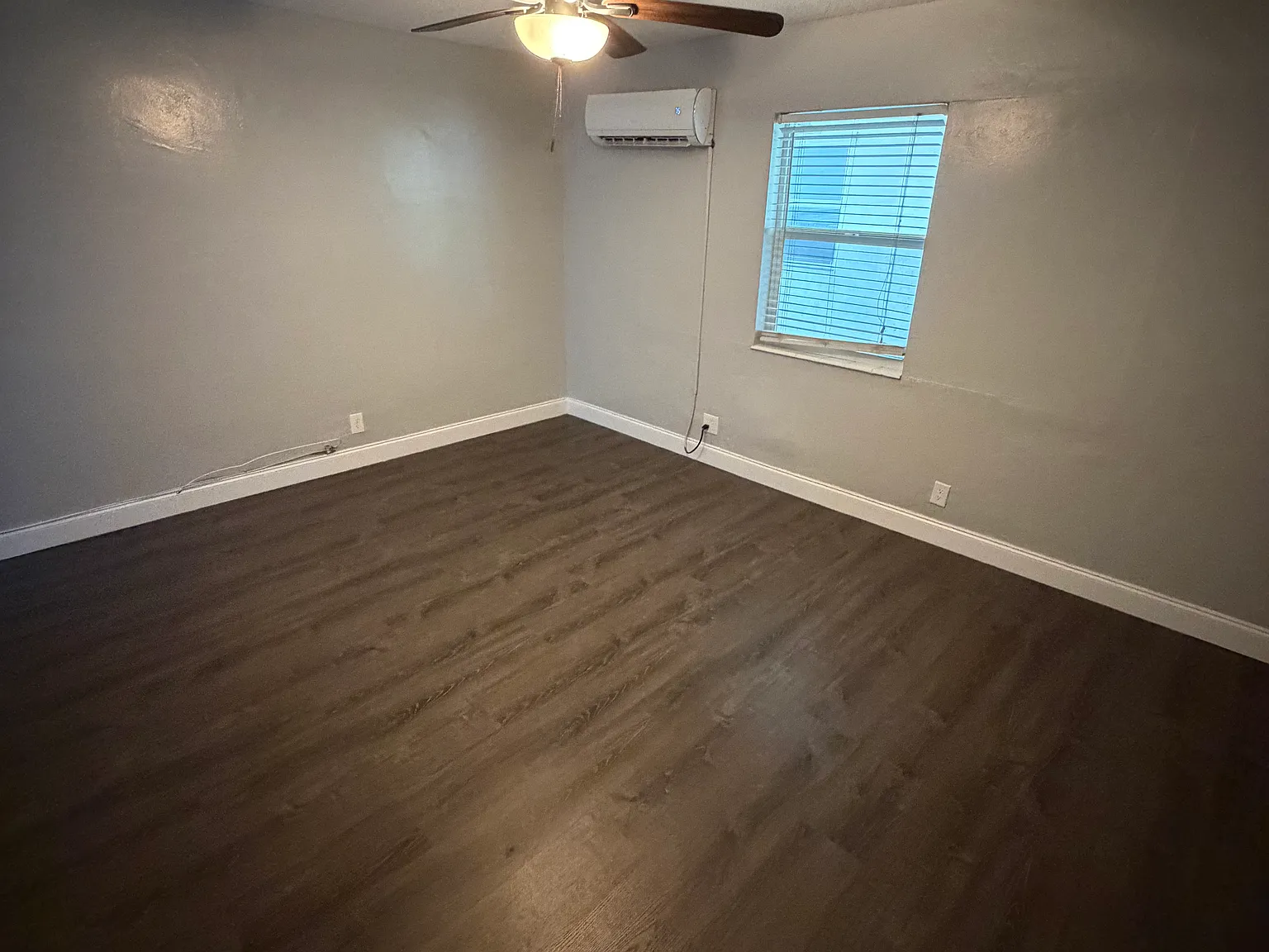 Studio, 450 sqft, $1,250 — Photo 2