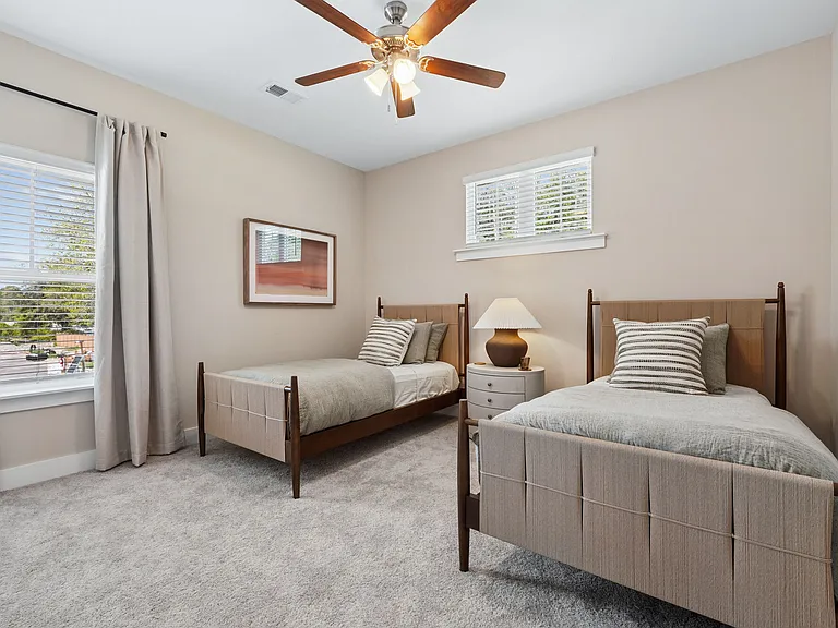 River Ford apartments community photo