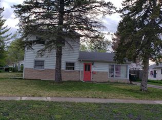 302 N Pershing Ave, Mundelein, IL