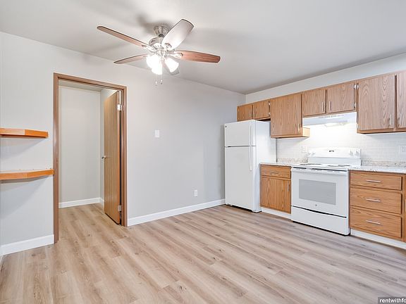 2nd image of 200 Southtowne Dr APT 113