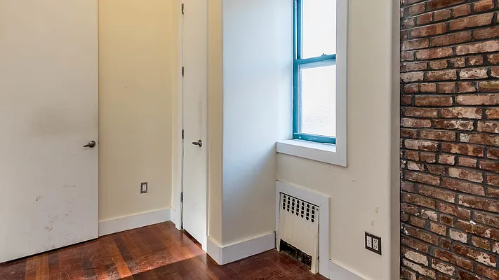 Rented by Nooklyn NYC LLC | media 16