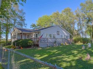 18202 Hunnicut Rd, Cambridge City, IN 47327