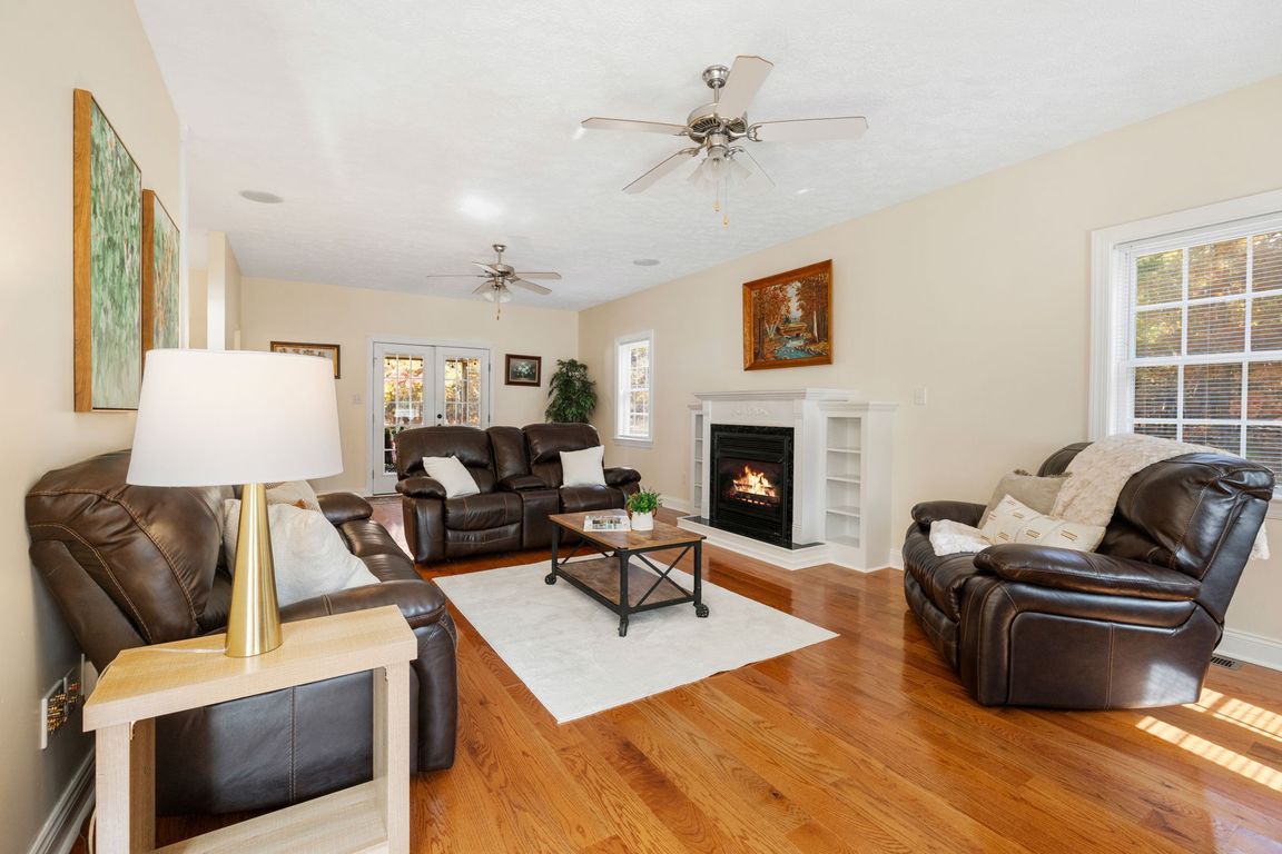 next background image