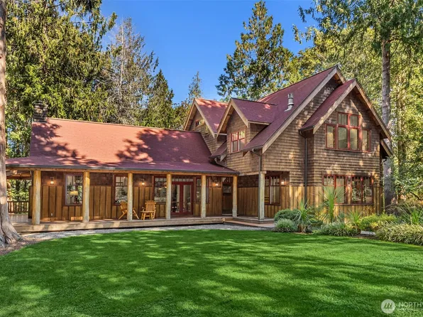 9000 Kono Road NE, Bainbridge Island, WA 98110