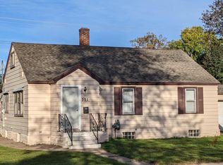 321 Harding Ave, Kingsford, MI 49802