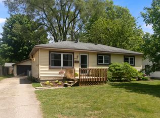 4062 Oriole Ave SW, Wyoming, MI 49509