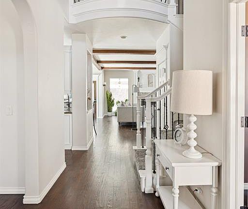 4th image of 6451 Valley Ridge Dr