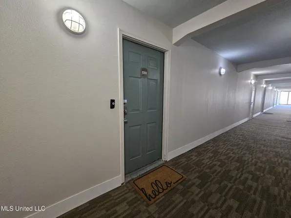 2046 Beach Blvd APT C311, Biloxi, MS 39531