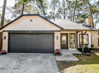 21 Edgewood Forest Ct, Spring, TX 77381