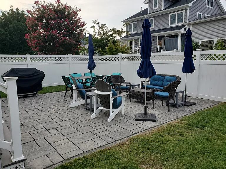Washington Ave — Photo 21