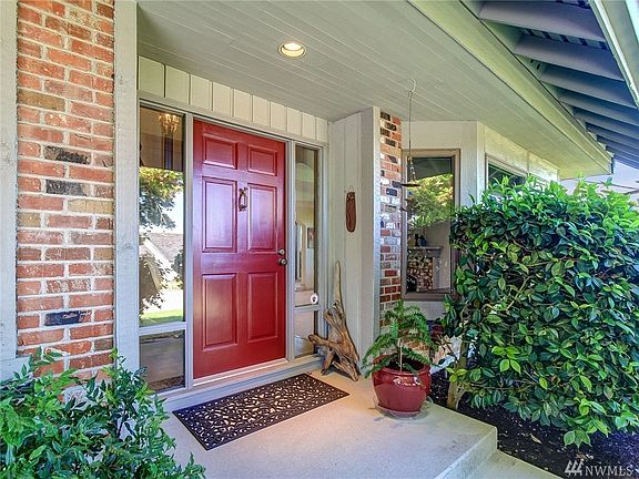 3rd image of 15443 SE 47th Pl