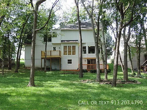 15715 Beverly St — Photo 33