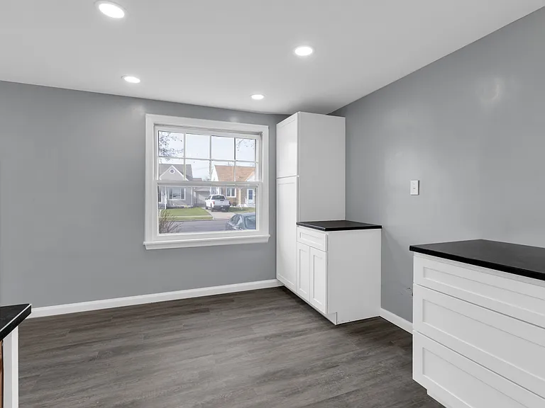 495 Zimmerman Blvd — Photo 6