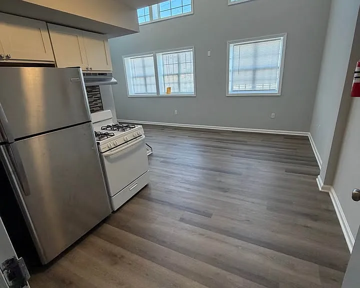 188 Lafayette St #106 — Photo 2