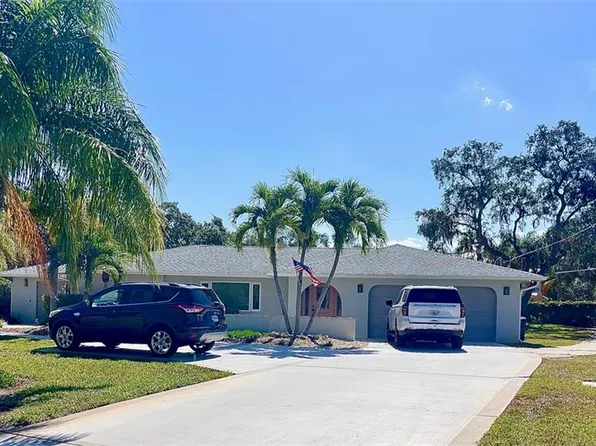 7807 Alhambra Dr, Bradenton, FL 34209