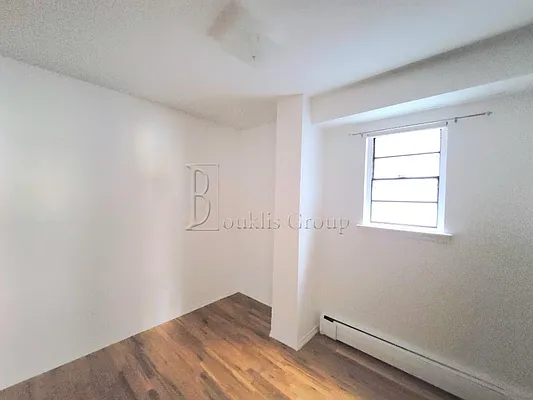 Rented by Bouklis Group | media 11