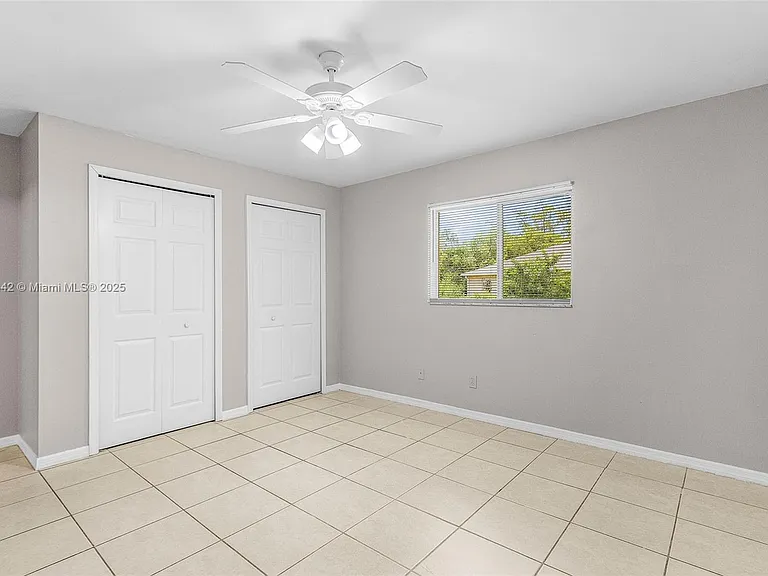 2412 Millie Ave S #2412 — Photo 18