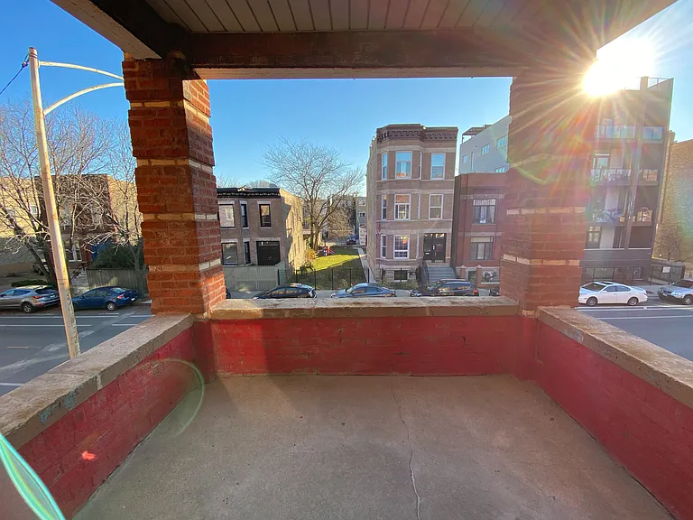 2540 W Augusta Blvd #2R — Photo 6