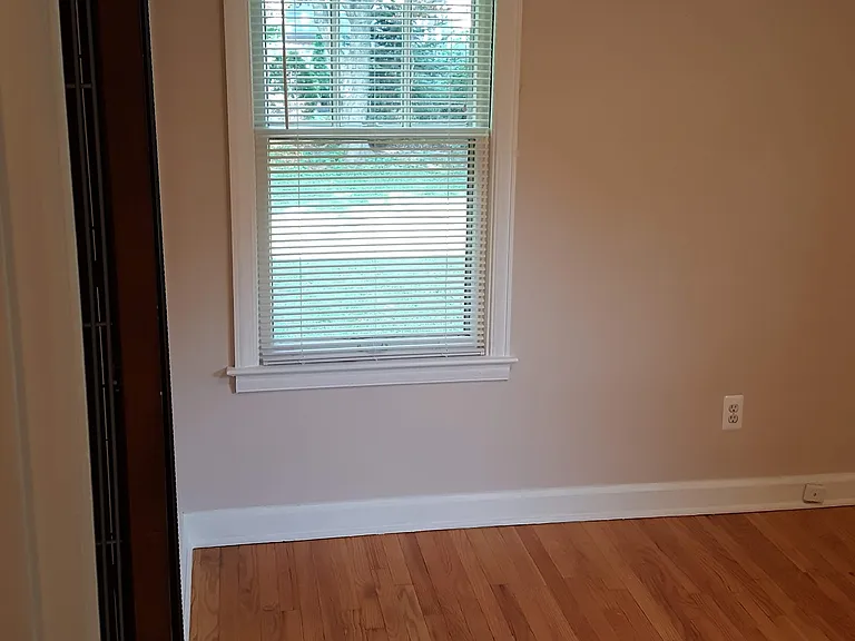 each 1st floor bedroom has 2 x windows and a good sized closet