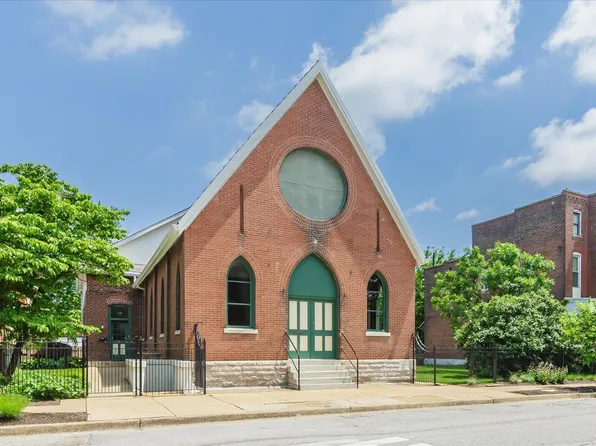 2838 Salena St, Saint Louis, MO 63118