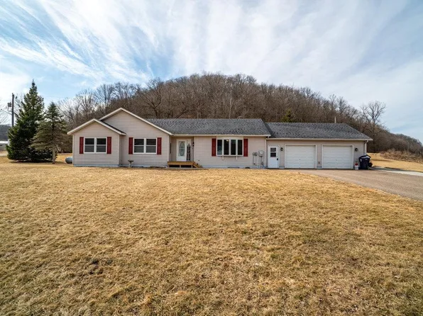 604 Wildcat Dr, Plum City, WI 54761