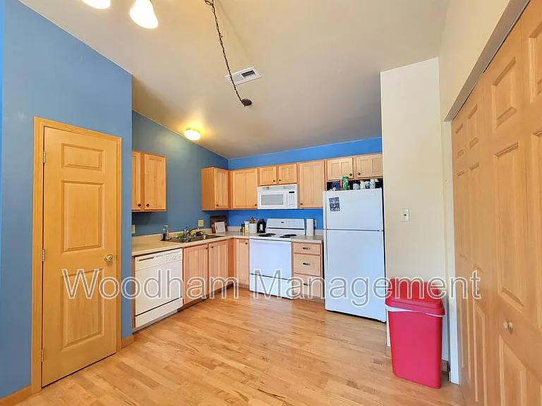 3505 Fallon St #36 — Photo 2