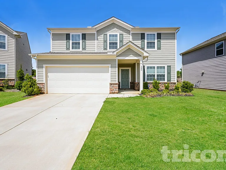 280 Paulownia Cir — Photo 1