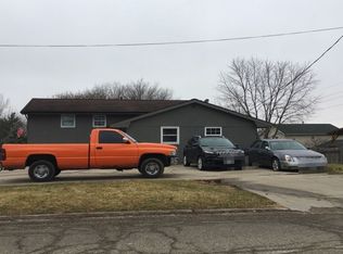 1312 N Hinshaw Ave, Bloomington, IL 61701