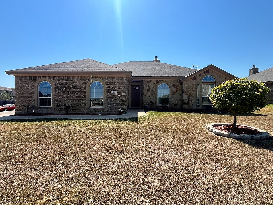 1st image of 408 W Orion Dr