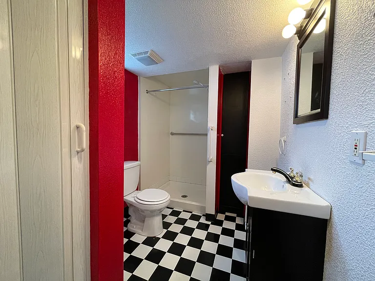 310 Millport Rd — Photo 18