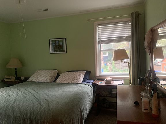 4th image of 804 Berkeley St #1