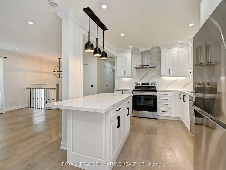 240 Stonybrook Dr — Photo 17
