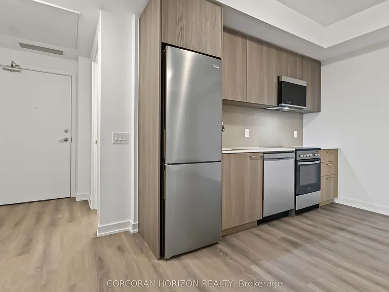 7437 Kingston Rd #1001 — Photo 11