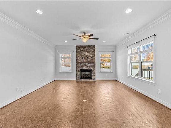 5th image of 7722 NW Meadows Dr