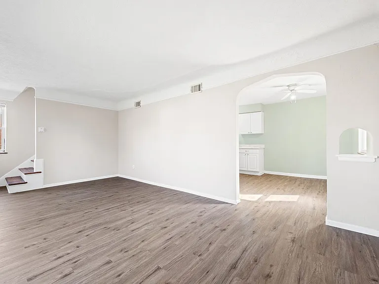21000 Priday Ave — Photo 5