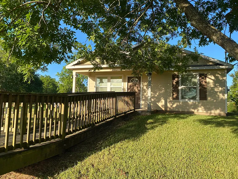 13023 Pleasant Valley Dr — Photo 5
