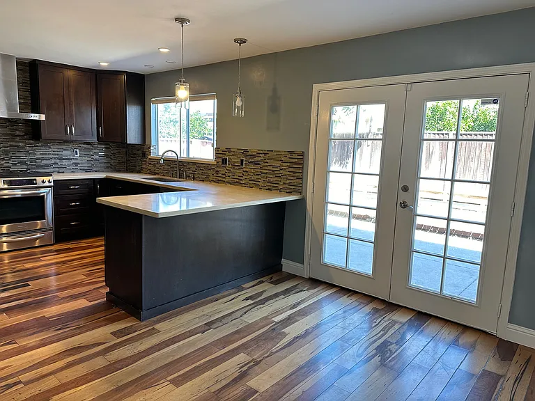 3028 Luedke Pl — Photo 6