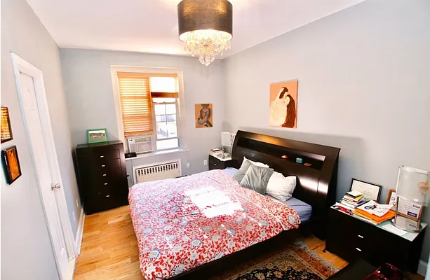 Sold by Remax City Square | media 8